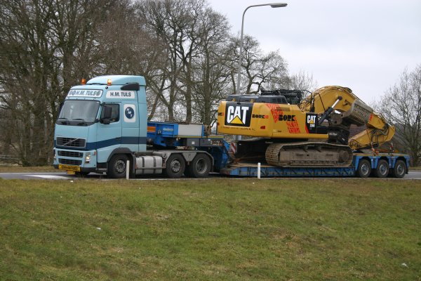 Grondverzetmachine kraan